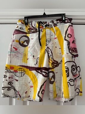 Quiksilver Men's Yellow, Pink & White Abstract Board Shorts